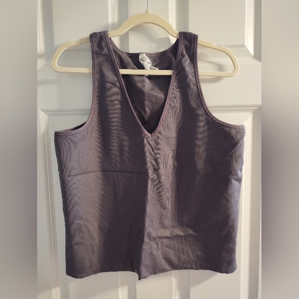 Athleta Aurora V Neck Tank Top